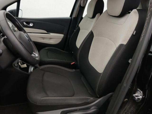 Renault Captur image 8