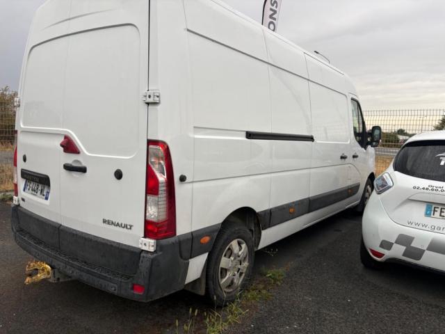 Renault Master image 2
