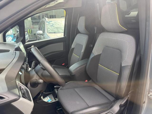 Renault Kangoo image 6