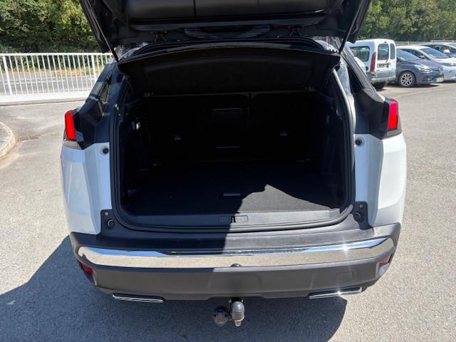 Peugeot 3008 image 1