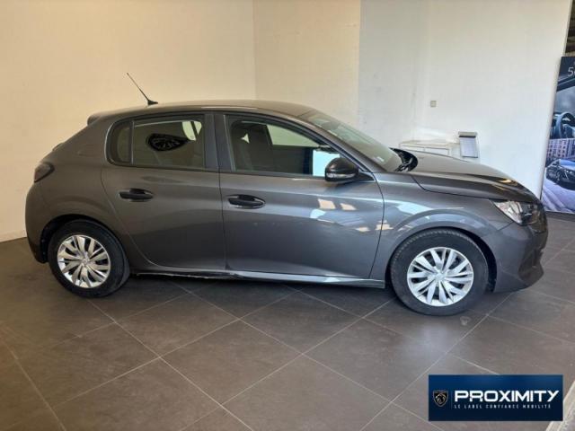 Peugeot 208 image 9
