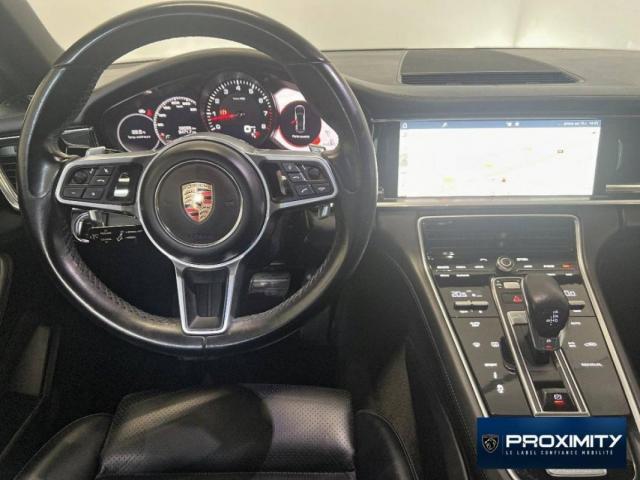 Porsche Panamera image 2