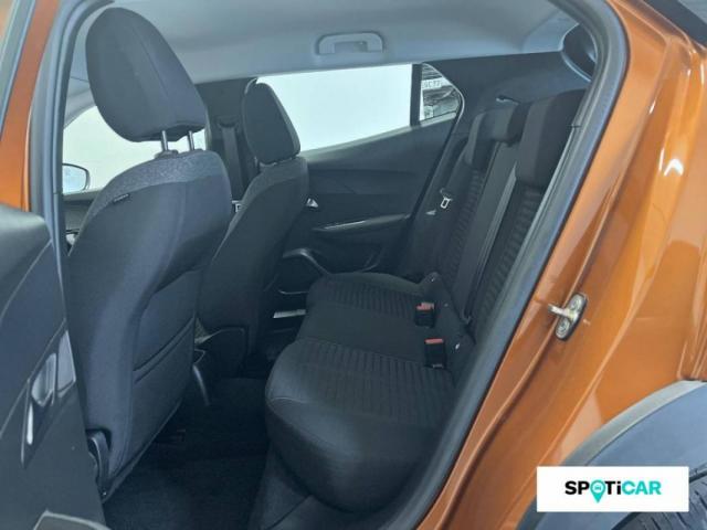Peugeot 2008 image 8