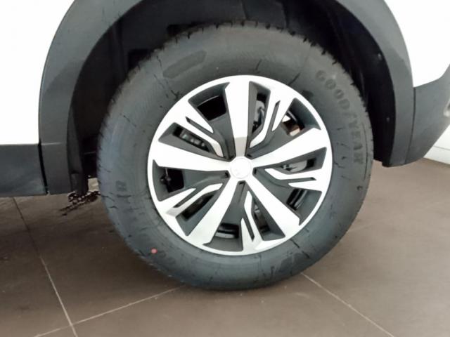 Peugeot 2008 image 4
