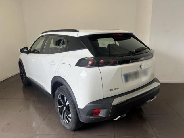 Peugeot 2008 image 8