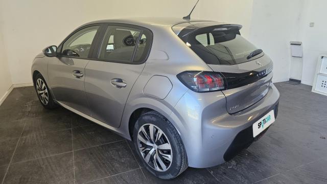 Peugeot 208 image 8