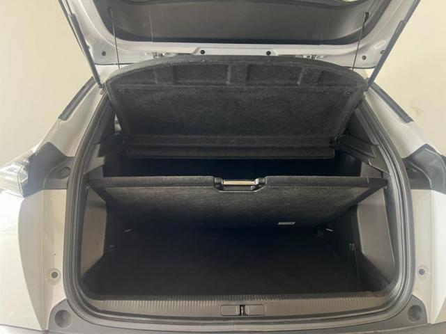 Peugeot 2008 image 3