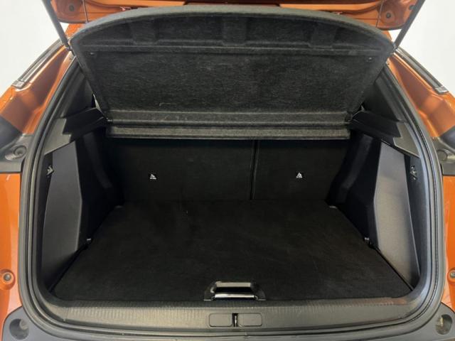 Peugeot 2008 image 7