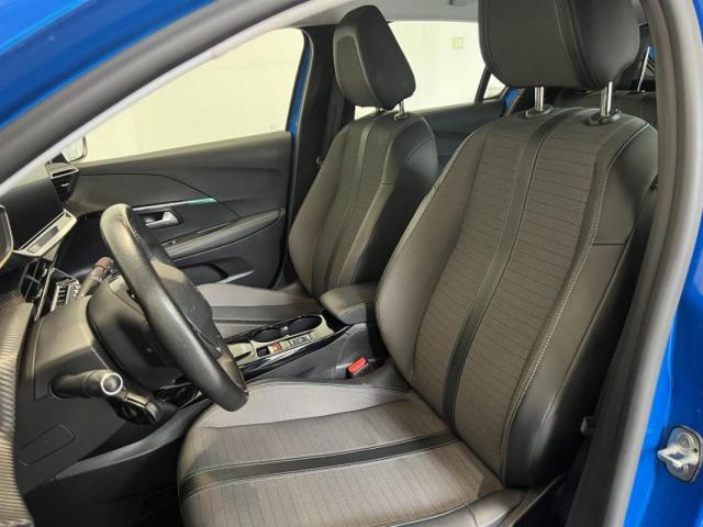 Peugeot 208 image 6
