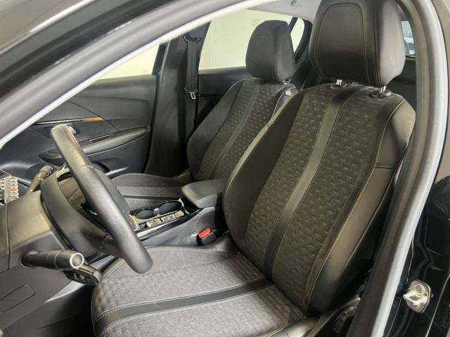 Peugeot 208 image 5