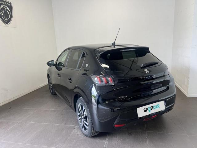 Peugeot 208 image 8