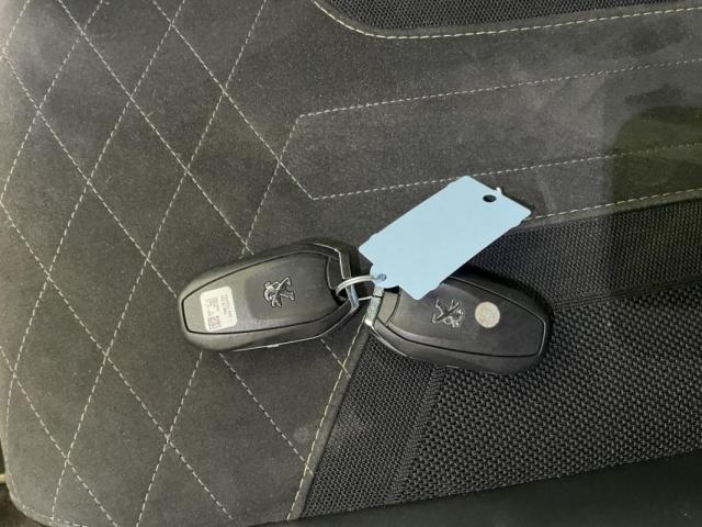 Peugeot 2008 image 6