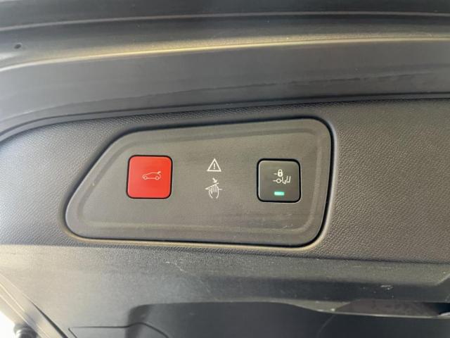 Peugeot 3008 image 6