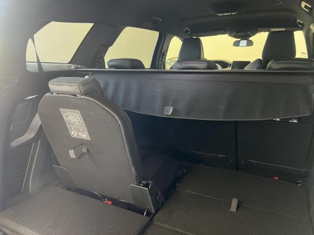 Peugeot 5008 image 1