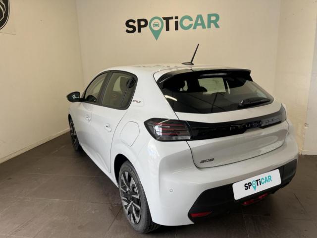 Peugeot 208 image 3