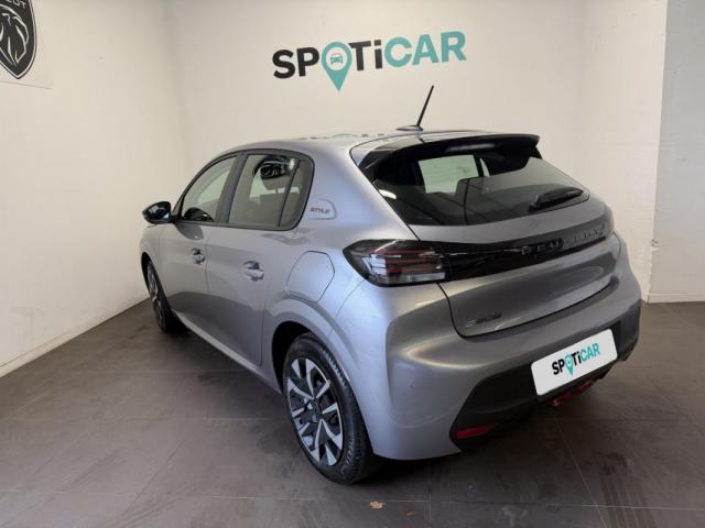 Peugeot E-208 image 9