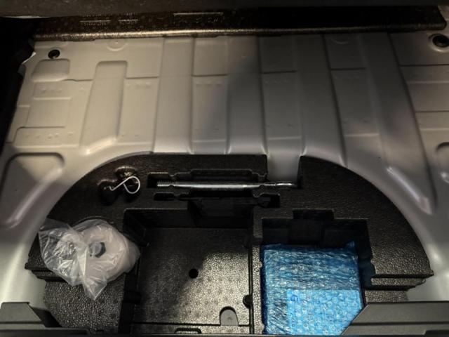 Peugeot E-208 image 3