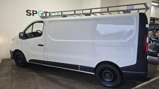 Renault Trafic image 7
