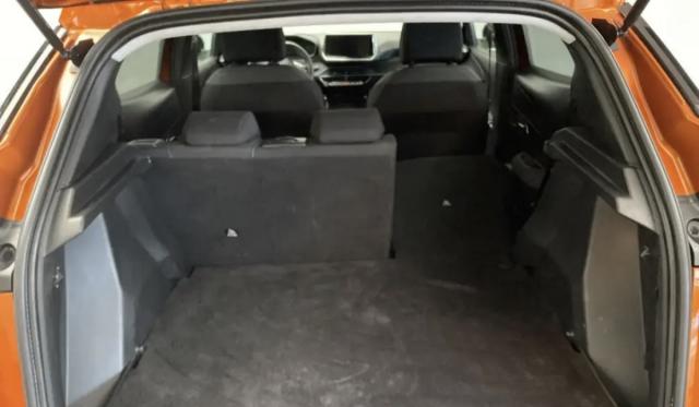 Peugeot 2008 image 7