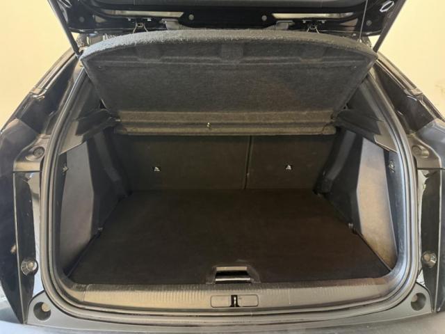 Peugeot 2008 image 1