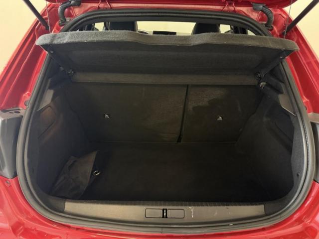 Peugeot 208 image 7