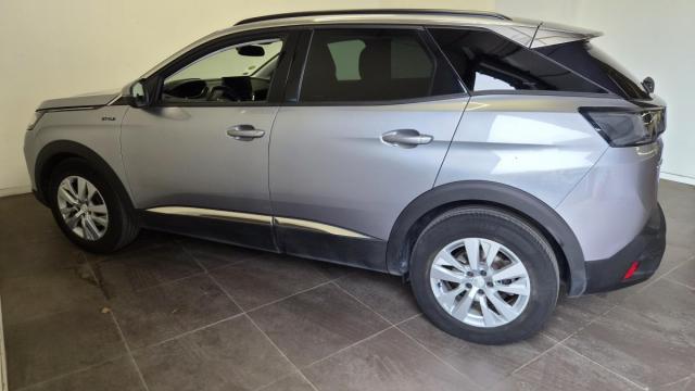 Peugeot 3008 image 2