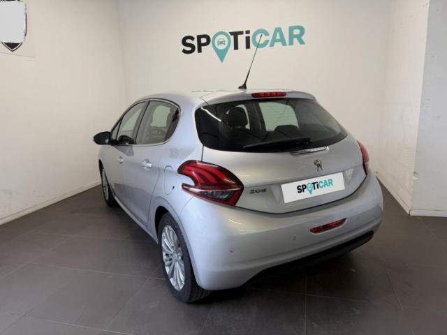 Peugeot 208 image 3