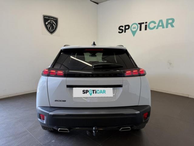 Peugeot 2008 image 1