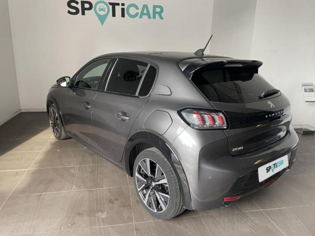 Peugeot 208 image 8