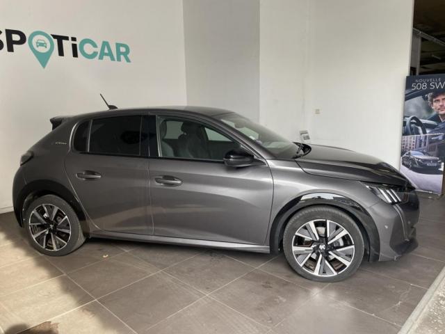 Peugeot 208 image 1