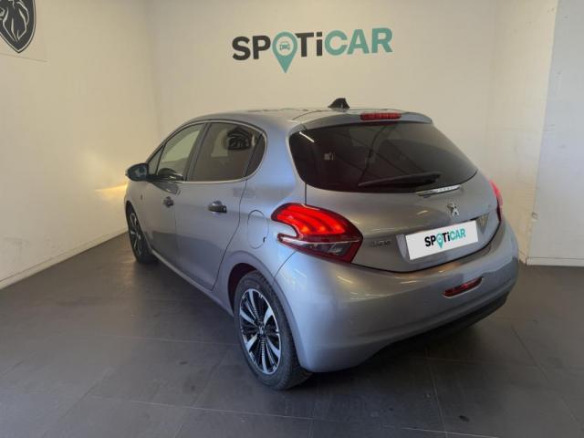Peugeot 208 image 4