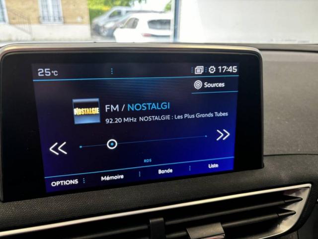 Peugeot 3008 image 3