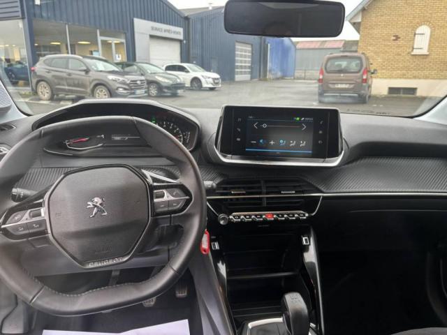 Peugeot 208 image 6