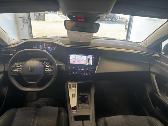 Peugeot 308 image 2