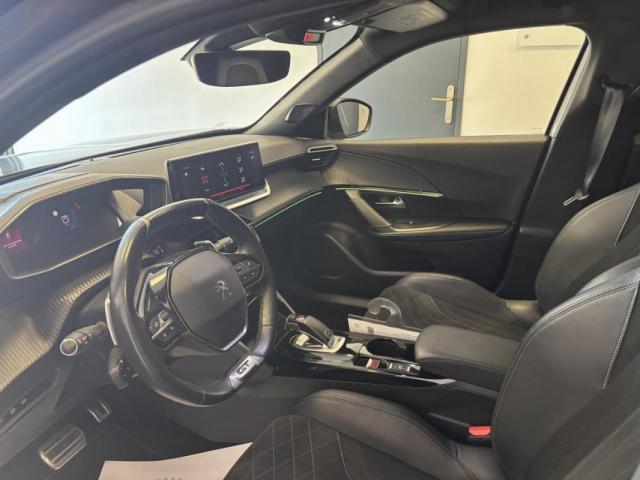 Peugeot 2008 image 1
