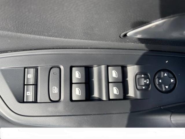 Peugeot 408 image 3