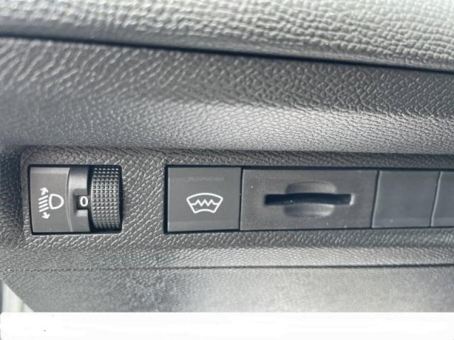 Peugeot 408 image 6