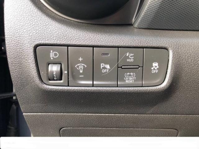 Hyundai Kona image 8