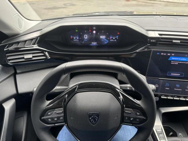 Peugeot 308 image 9
