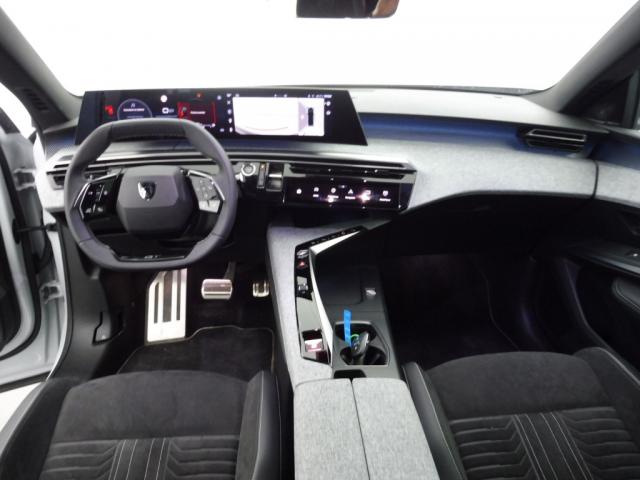 Peugeot 3008 image 1