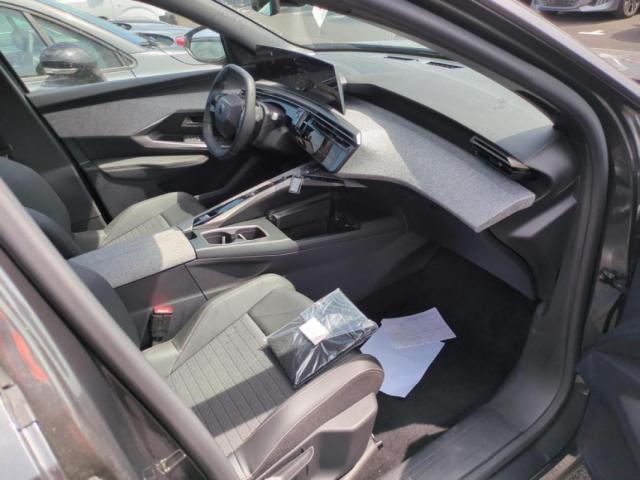 Peugeot 3008 image 1