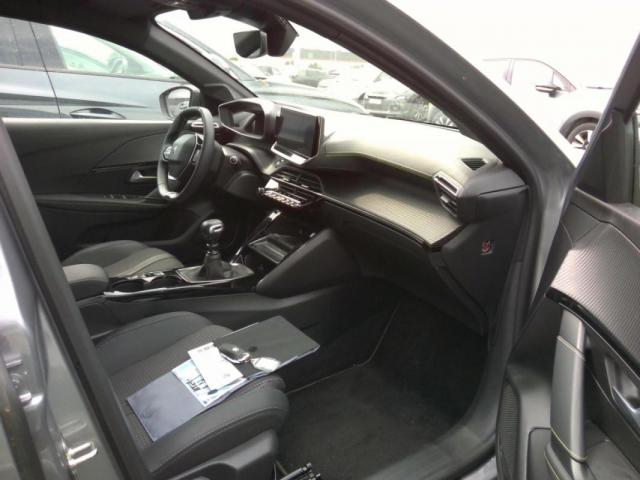 Peugeot 208 image 2