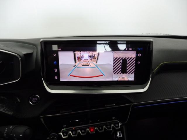 Peugeot 2008 image 8