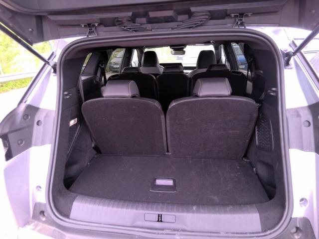 Peugeot 5008 image 1