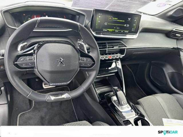 Peugeot 208 image 3