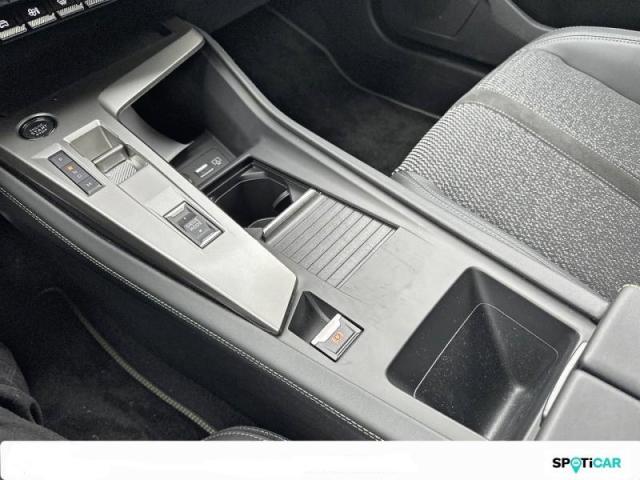 Peugeot 308 image 1