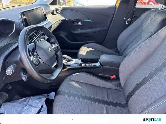 Peugeot 208 image 4