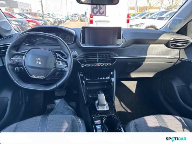 Peugeot 208 image 6