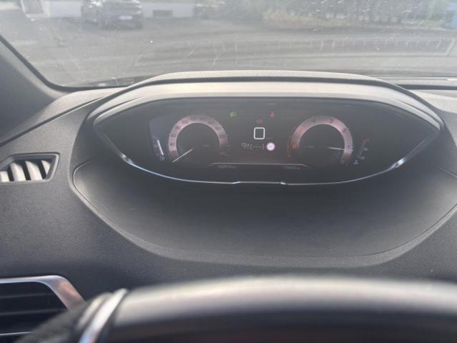 Peugeot 3008 image 7