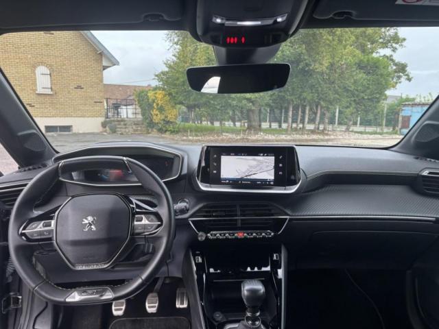 Peugeot 208 image 4